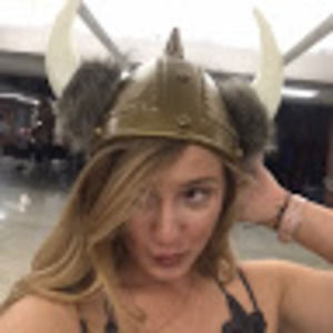 Meet your Posher, Zoe